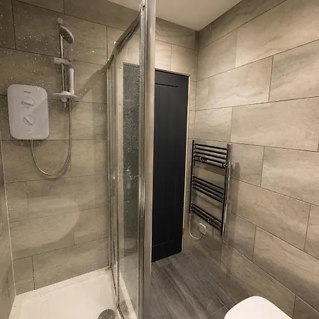 1 Bedroom Luxury Serviced Flat, 24hr Check In Wifi Netflix Washer Fully Equipped Apartamento *