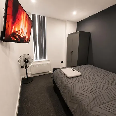 1 Bedroom Luxury Serviced Flat, 24hr Check In Wifi Netflix Washer Fully Equipped Apartamento